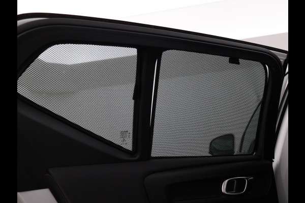 Volvo XC40 1.5 T2 AUTOMAAT + WEGKL. TREKHAAK | APPLE CARPLAY | CAMERA | DIGITALE COCKPIT | LED