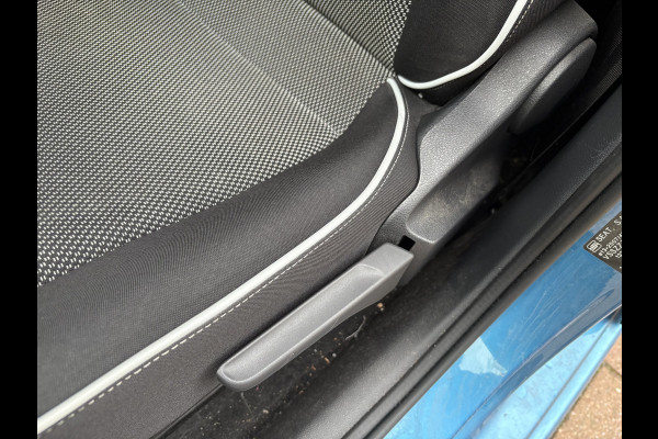 Seat Mii 1.0 Style Intense 5-drs. CRUISE/MEDIA/PDC/BEATS/WINTERPACK/15INCH