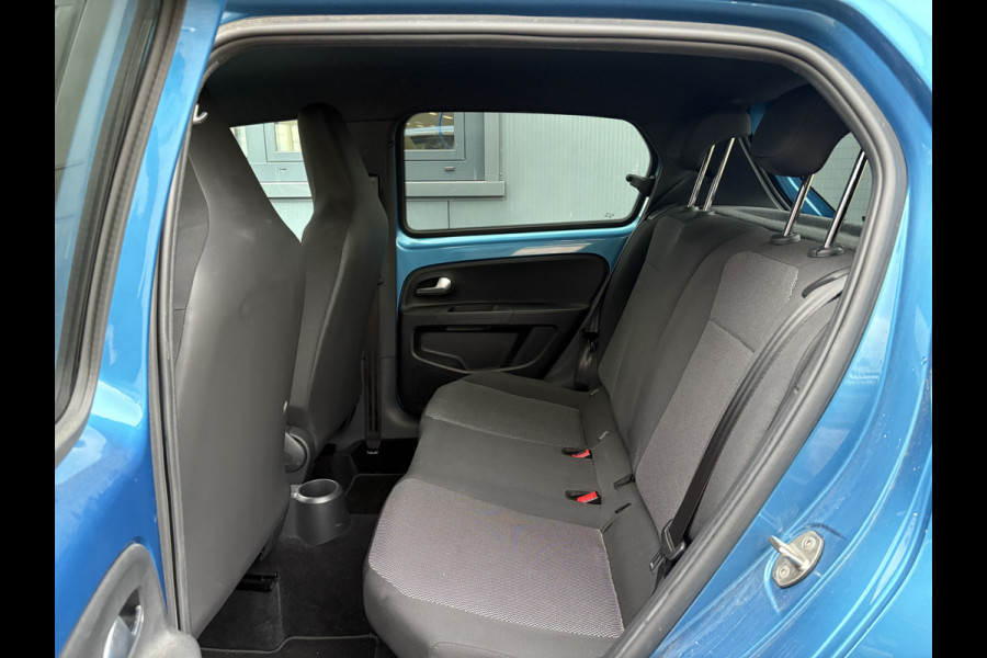 Seat Mii 1.0 Style Intense 5-drs. CRUISE/MEDIA/PDC/BEATS/WINTERPACK/15INCH