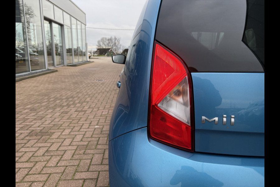 Seat Mii 1.0 Style Intense 5-drs. CRUISE/MEDIA/PDC/BEATS/WINTERPACK/15INCH