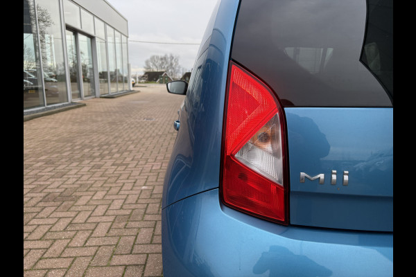 Seat Mii 1.0 Style Intense 5-drs. CRUISE/MEDIA/PDC/BEATS/WINTERPACK/15INCH