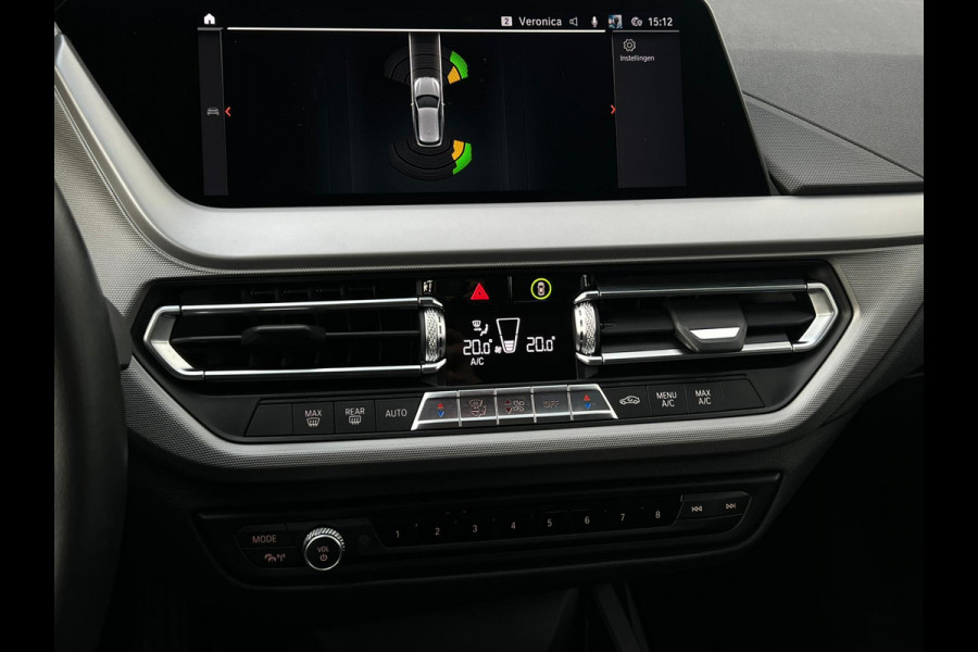 BMW 1-serie 118i Executive Edition NL AUTO | LAGE KM | DEALER ONDERH | CARPLAY |