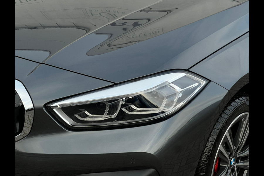 BMW 1-serie 118i Executive Edition NL AUTO | LAGE KM | DEALER ONDERH | CARPLAY |