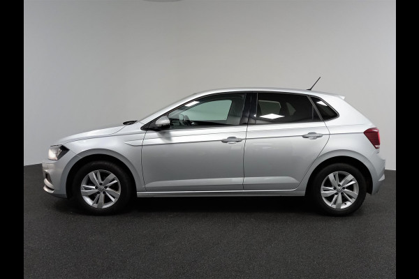 Volkswagen Polo 1.0 TSI DSG Comfortline Navigatie Climate Control Parkeer Sensoren DAB Extra Getint Glas Lichtmetalen velgen