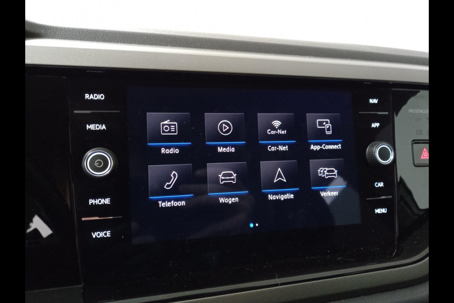 Volkswagen Polo 1.0 TSI DSG Comfortline Navigatie Climate Control Parkeer Sensoren DAB Extra Getint Glas Lichtmetalen velgen