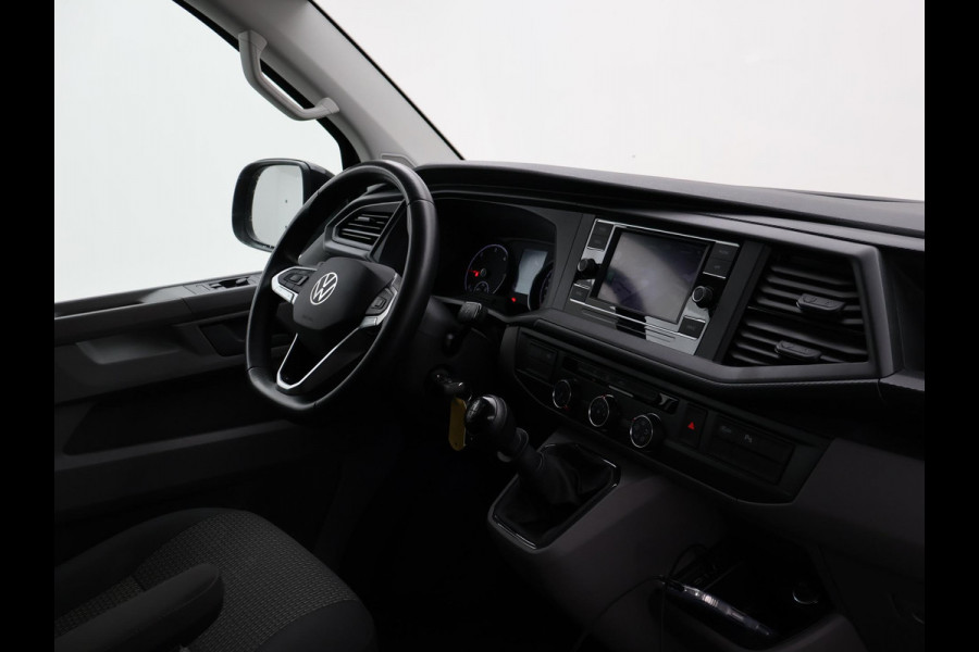 Volkswagen Transporter 2.0 TDI L2H1 HIGHLINE | LMV | TREKHAAK | APPLE CARPLAY | CAMERA | COMFORSTOELEN