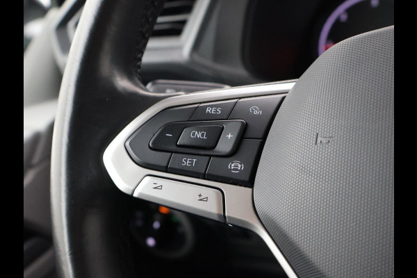 Volkswagen Transporter 2.0 TDI L2H1 HIGHLINE | LMV | TREKHAAK | APPLE CARPLAY | CAMERA | COMFORSTOELEN