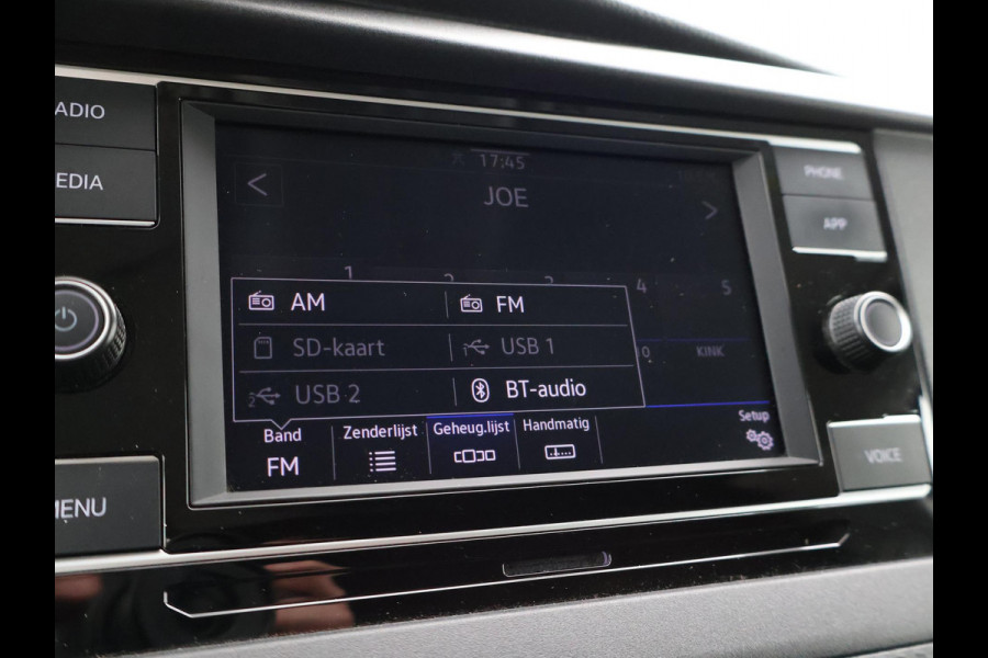 Volkswagen Transporter 2.0 TDI L2H1 HIGHLINE | LMV | TREKHAAK | APPLE CARPLAY | CAMERA | COMFORSTOELEN