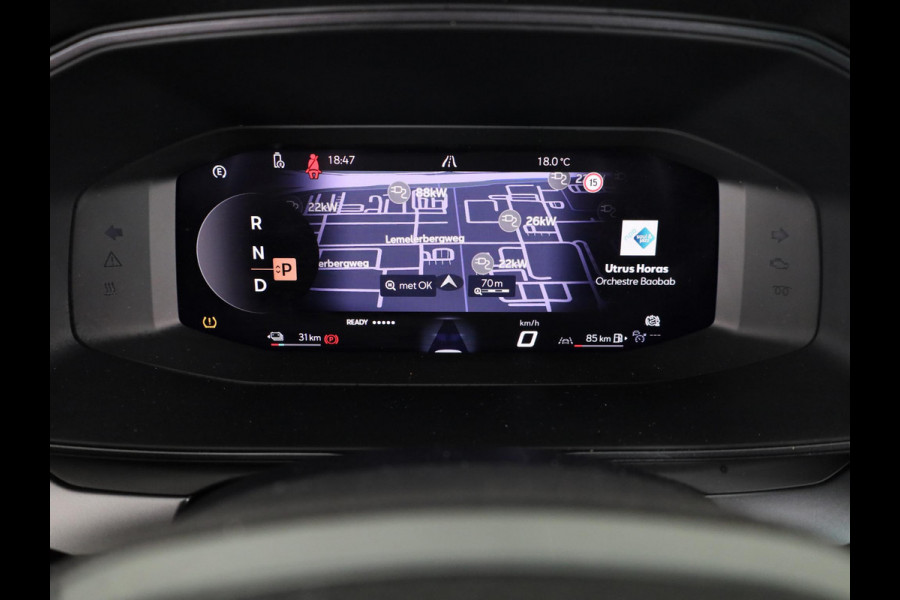 CUPRA Leon 1.5 TSI e-Hybrid Business 204 pk Automaat (DSG) | Navigatie | Parkeersensoren (Park assist) | Achteruitrijcamera | Stoelverwarming | Adaptieve cruise control |