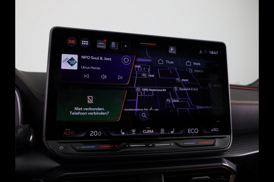 CUPRA Leon 1.5 TSI e-Hybrid Business 204 pk Automaat (DSG) | Navigatie | Parkeersensoren (Park assist) | Achteruitrijcamera | Stoelverwarming | Adaptieve cruise control |