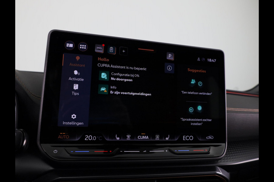 CUPRA Leon 1.5 TSI e-Hybrid Business 204 pk Automaat (DSG) | Navigatie | Parkeersensoren (Park assist) | Achteruitrijcamera | Stoelverwarming | Adaptieve cruise control |