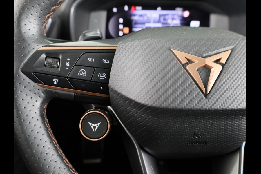 CUPRA Leon 1.5 TSI e-Hybrid Business 204 pk Automaat (DSG) | Navigatie | Parkeersensoren (Park assist) | Achteruitrijcamera | Stoelverwarming | Adaptieve cruise control |