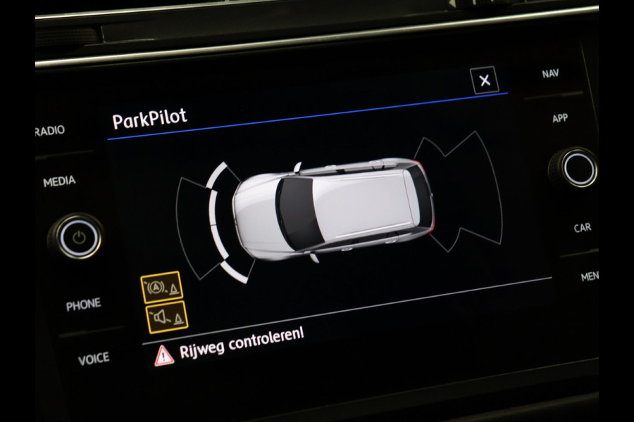 Volkswagen Tiguan Allspace 1.5 TSI Comfortline Business 7p. [SCHUIFKANTELDAK, APPLE CARPLAY, ANDROID AUTO, PDC V+A, ADAPTIVE CRUISE CONTROL, STOELVERWARMING, ELEKTRISCHE ACHTERKLEP, NIEUWSTAAT]