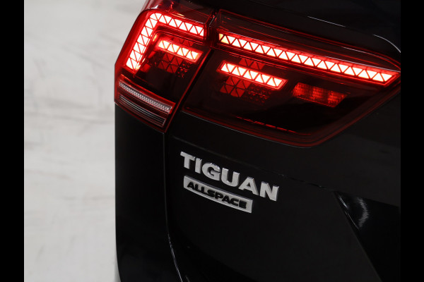 Volkswagen Tiguan Allspace 1.5 TSI Comfortline Business 7p. [SCHUIFKANTELDAK, APPLE CARPLAY, ANDROID AUTO, PDC V+A, ADAPTIVE CRUISE CONTROL, STOELVERWARMING, ELEKTRISCHE ACHTERKLEP, NIEUWSTAAT]