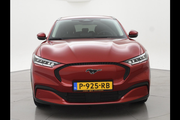 Ford Mustang Mach-E 75kWh LUCID RED + STUURVERW. / ADAPTIVE CRUISE / CARPLAY