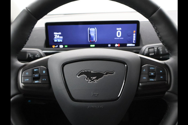 Ford Mustang Mach-E 75kWh LUCID RED + STUURVERW. / ADAPTIVE CRUISE / CARPLAY