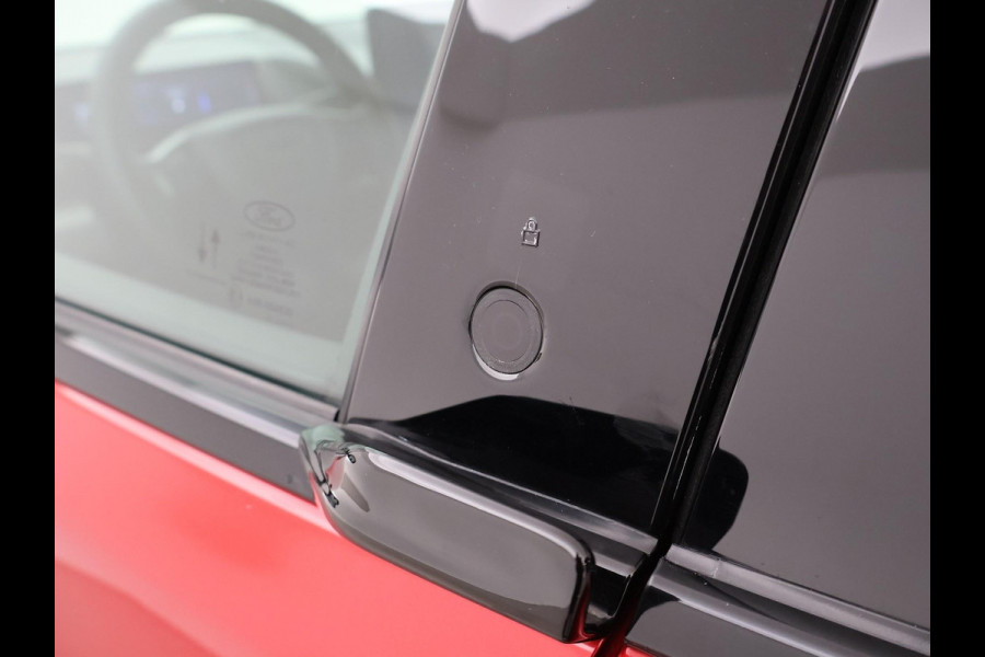 Ford Mustang Mach-E 75kWh LUCID RED + STUURVERW. / ADAPTIVE CRUISE / CARPLAY