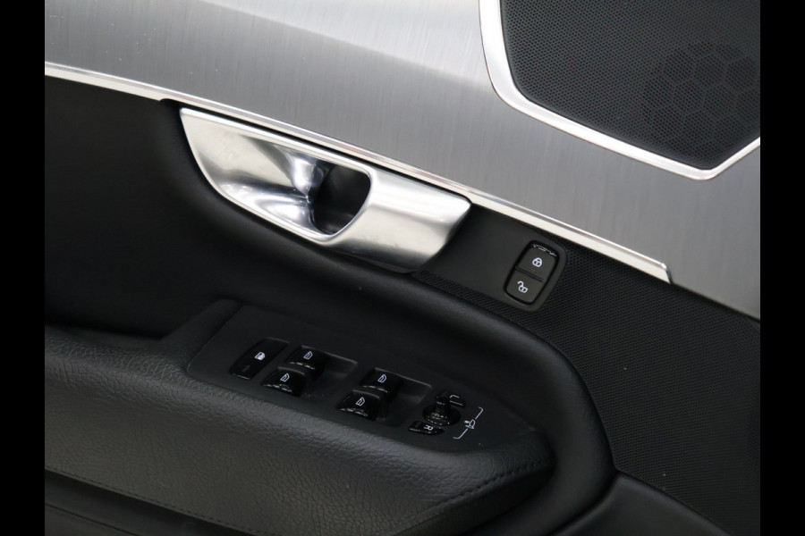 Volvo XC90 2.0 T8 Recharge AWD Business Pro [TREKHAAK, APPLE CARPLAY, ANDROID AUTO, ADAPTIVE CRUISE CONTROL, 360 CAMERA, STUURVERWARMING, STOELVERWARMING, NIEUWSTAAT]