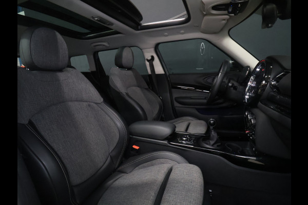 MINI Clubman 1.5 One Business Edition NW MODEL [SCHUIFKANTELDAK, APPLE CARPLAY, CRUISE CONTROL, PDC ACHTER, NAVIGATIE, AUTOMATISCHE AIRCO, AUTOMATISCHE VERLICHTING, NIEUWSTAAT]