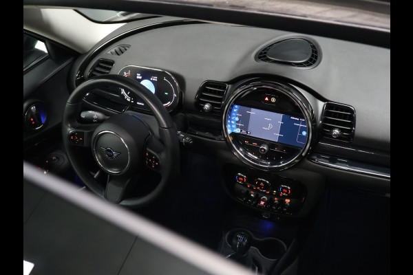MINI Clubman 1.5 One Business Edition NW MODEL [SCHUIFKANTELDAK, APPLE CARPLAY, CRUISE CONTROL, PDC ACHTER, NAVIGATIE, AUTOMATISCHE AIRCO, AUTOMATISCHE VERLICHTING, NIEUWSTAAT]