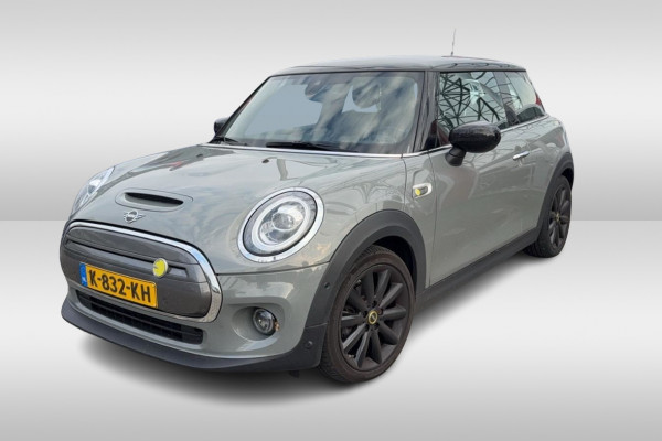 MINI Mini Electric Charged 33 kWh / Camera / Head-up / Leder / Harman Kardon / Keyless / 17'' / CarPlay / Stoelverwarming / Matrix LED / DAB / Cruise Control