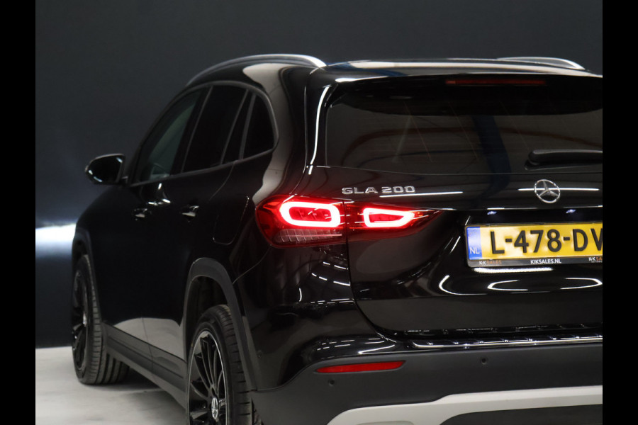 Mercedes-Benz GLA 200 Sport [ACHTERUITRIJCAMERA, DIGITAL DASHBOARD, LED, CRUISE CONTORL, BLUETOOTH TELEFOON, PDC V+A, AUTOMATISCHE AIRCO, AUTOMATISCHE VERLICHTING, NAVIGATIE, AUTOMAAT, NIEUWSTAAT]