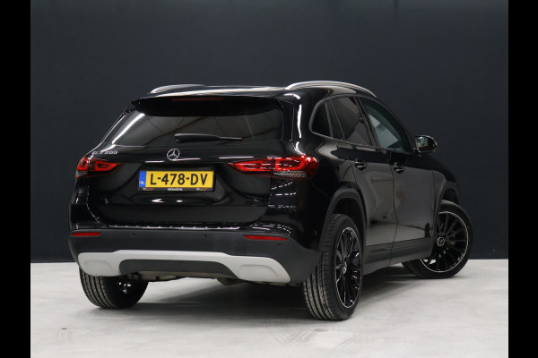Mercedes-Benz GLA 200 Sport [ACHTERUITRIJCAMERA, DIGITAL DASHBOARD, LED, CRUISE CONTORL, BLUETOOTH TELEFOON, PDC V+A, AUTOMATISCHE AIRCO, AUTOMATISCHE VERLICHTING, NAVIGATIE, AUTOMAAT, NIEUWSTAAT]