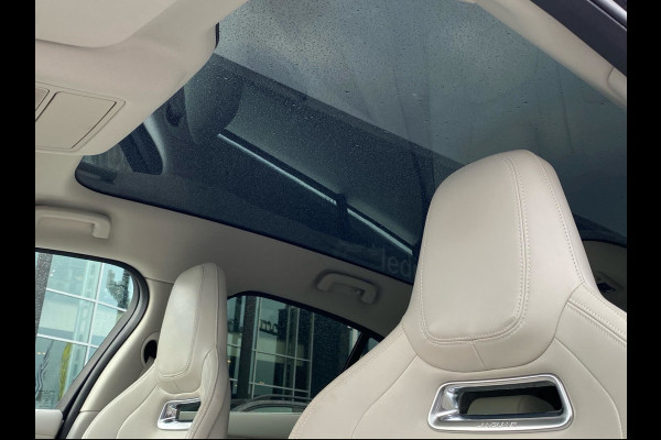 Jaguar I-PACE EV400 HSE 90 kWh / Full option / Panoramadak / 360Camera / Schaalstoelen / Head-up / Luchtvering / Leder / Meridian / Stuurverwarming