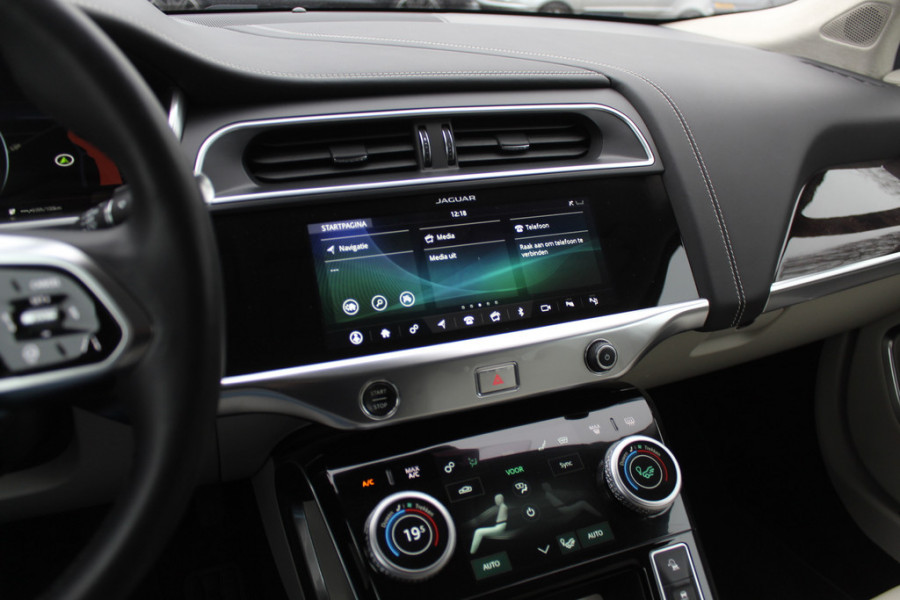 Jaguar I-PACE EV400 HSE 90 kWh / Full option / Panoramadak / 360Camera / Schaalstoelen / Head-up / Luchtvering / Leder / Meridian / Stuurverwarming
