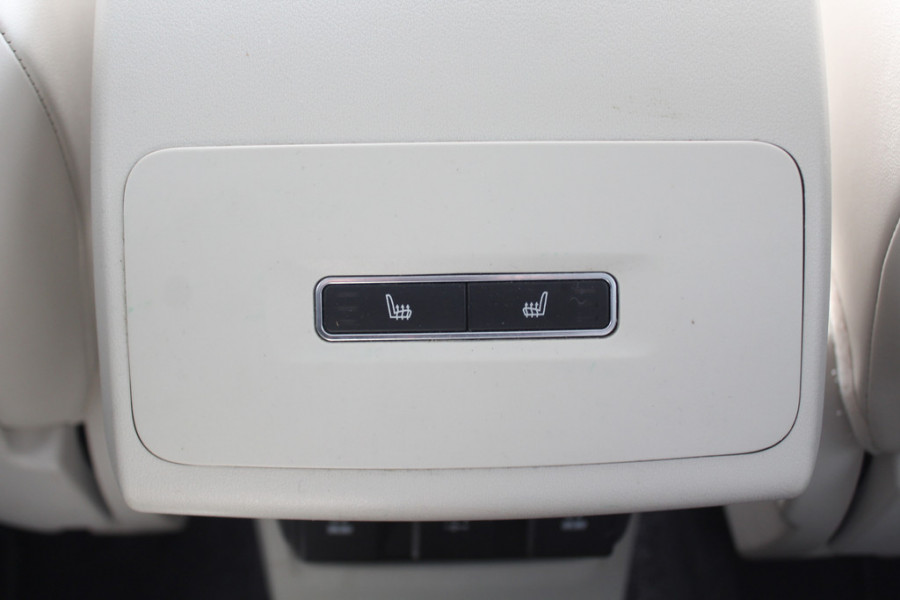 Jaguar I-PACE EV400 HSE 90 kWh / Full option / Panoramadak / 360Camera / Schaalstoelen / Head-up / Luchtvering / Leder / Meridian / Stuurverwarming