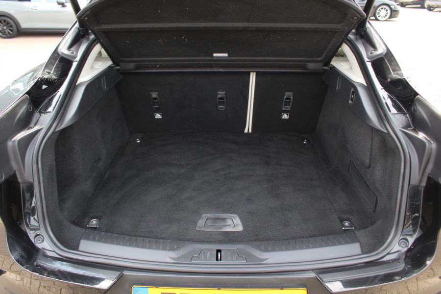 Jaguar I-PACE EV400 HSE 90 kWh / Full option / Panoramadak / 360Camera / Schaalstoelen / Head-up / Luchtvering / Leder / Meridian / Stuurverwarming