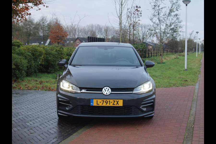 Volkswagen Golf 1.4 TSI Highline Business R | Camera | Apple Carplay | Cruise Control | Virtual Cockpit |