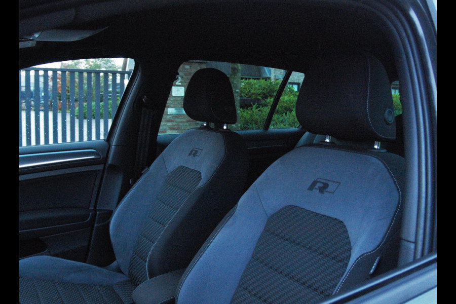 Volkswagen Golf 1.4 TSI Highline Business R | Camera | Apple Carplay | Cruise Control | Virtual Cockpit |