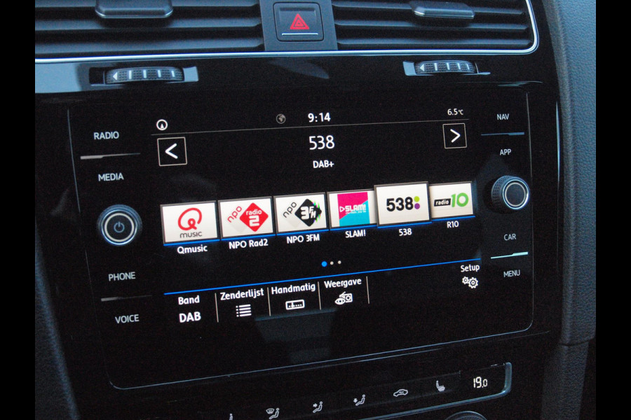 Volkswagen Golf 1.4 TSI Highline Business R | Camera | Apple Carplay | Cruise Control | Virtual Cockpit |