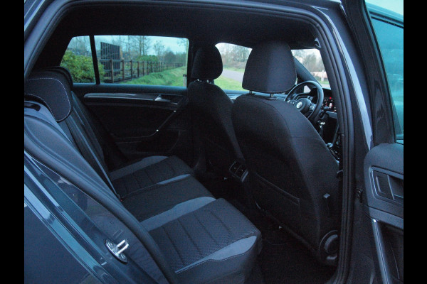 Volkswagen Golf 1.4 TSI Highline Business R | Camera | Apple Carplay | Cruise Control | Virtual Cockpit |