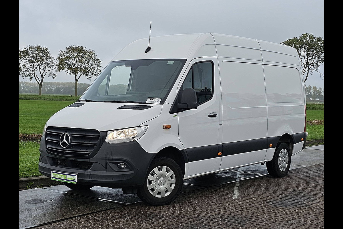 Mercedes-Benz Sprinter 317 1.9 CDI L2H2 RWD Navi Mbux RWD 360 Gr.-Camera Airco Euro6 170 PK!
