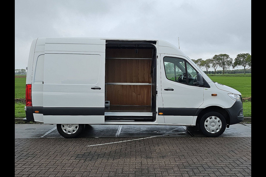 Mercedes-Benz Sprinter 317 1.9 CDI L2H2 RWD Navi Mbux RWD 360 Gr.-Camera Airco Euro6 170 PK!