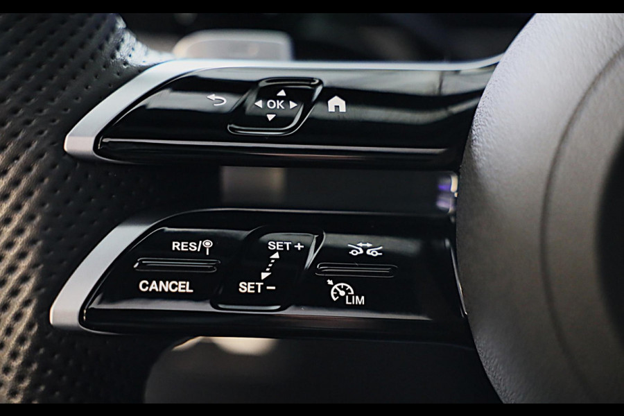 Mercedes-Benz GLC 300e 4MATIC AMG 63 Look / Massage / Head Up / Memory / Open Pano / 360 Camera / Acc / Trekhaak / Led / 20