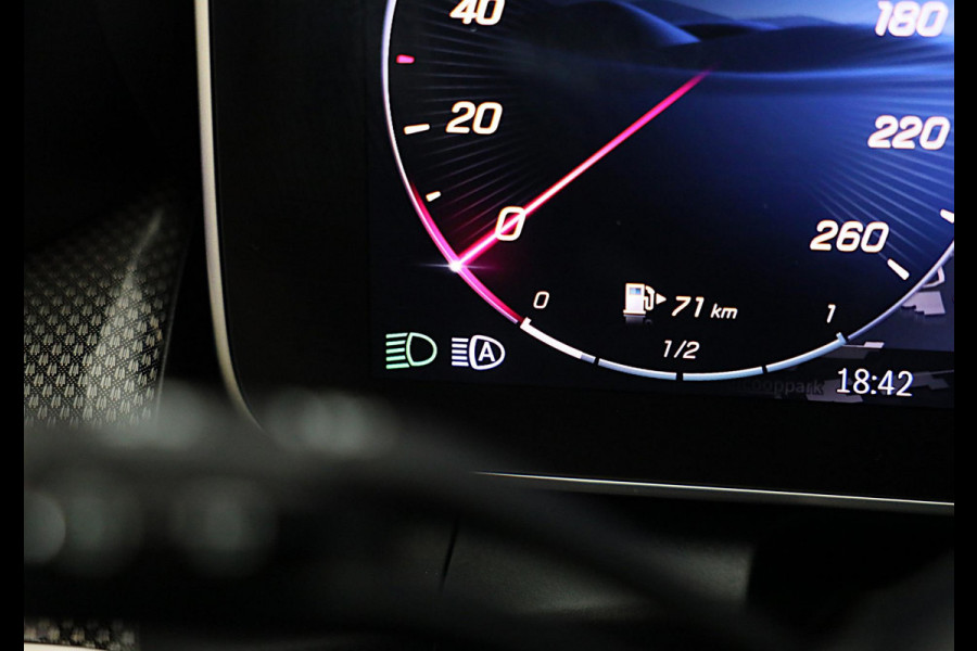 Mercedes-Benz GLC 300e 4MATIC AMG 63 Look / Massage / Head Up / Memory / Open Pano / 360 Camera / Acc / Trekhaak / Led / 20