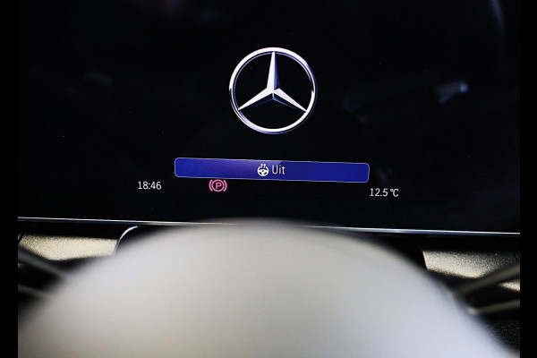 Mercedes-Benz GLC 300e 4MATIC AMG 63 Look / Massage / Head Up / Memory / Open Pano / 360 Camera / Acc / Trekhaak / Led / 20