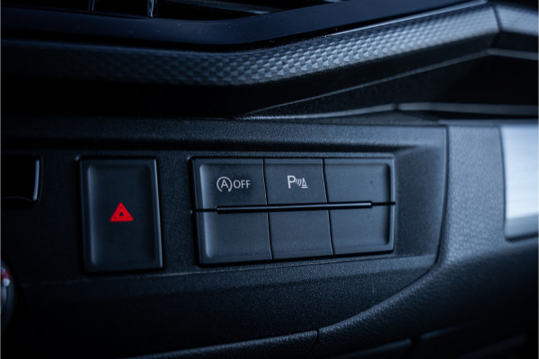 Volkswagen Transporter 2.0 TDI L2H1 30 DC Bulli 150pk Automaat ** Leder ** JB Edition **