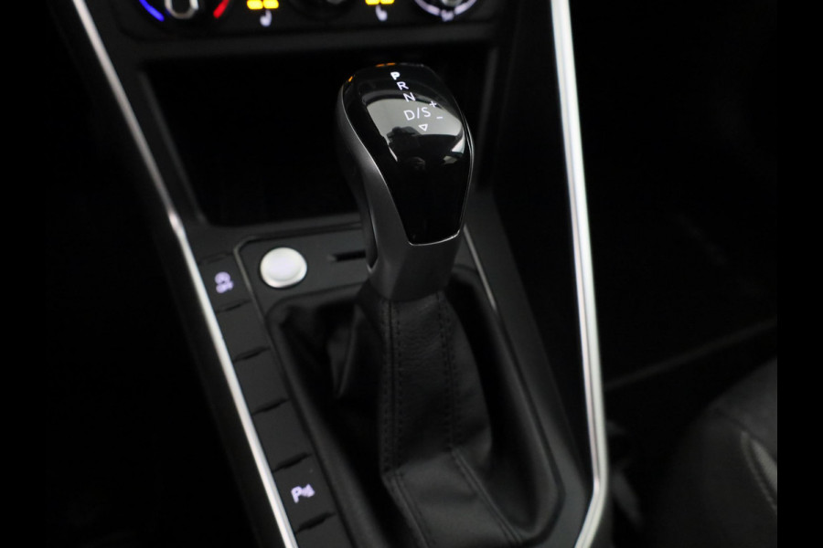 Volkswagen Taigo 1.0 TSI Life 110 pk Automaat (DSG) | Verlengde garantie | Navigatie | Parkeersensoren | Achteruitrijcamera | Stoelverwarming |