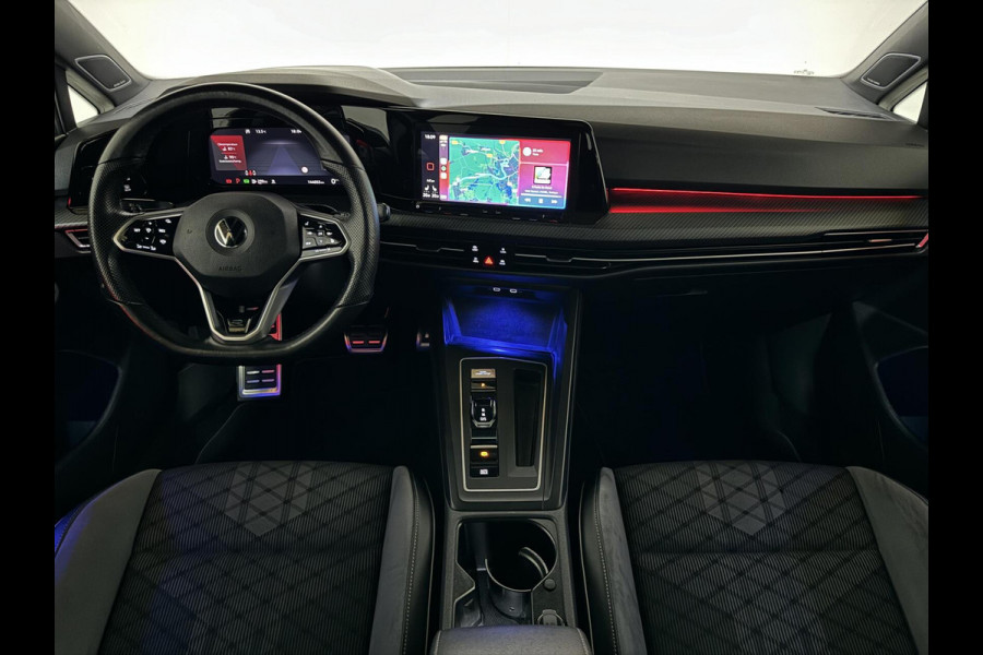 Volkswagen Golf 1.5 eTSI R-Line Pano Harman/Kardon Carplay Sfeer