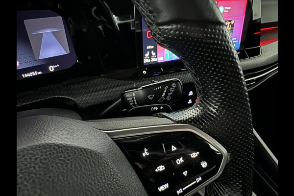 Volkswagen Golf 1.5 eTSI R-Line Pano Harman/Kardon Carplay Sfeer