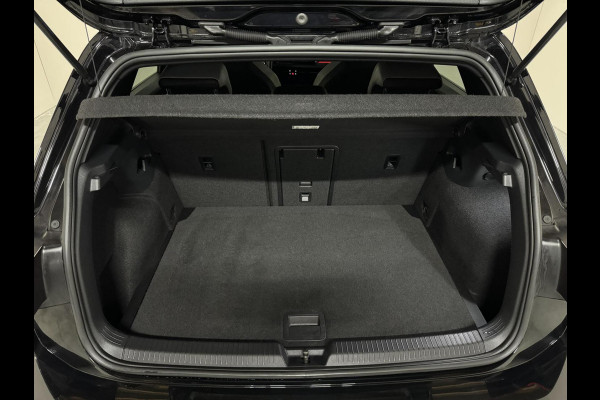 Volkswagen Golf 1.5 eTSI R-Line Pano Harman/Kardon Carplay Sfeer