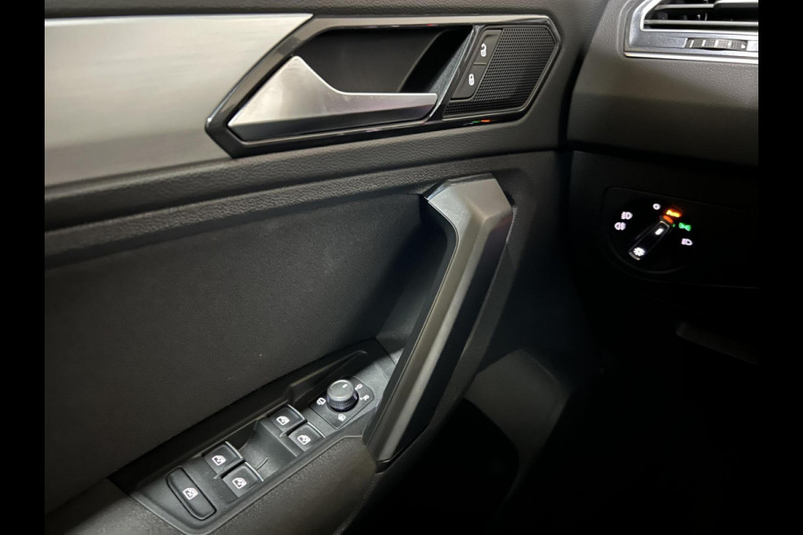 Volkswagen Tiguan 1.4 TSI R-Line Pano Virtual Massage Trekh. NAP