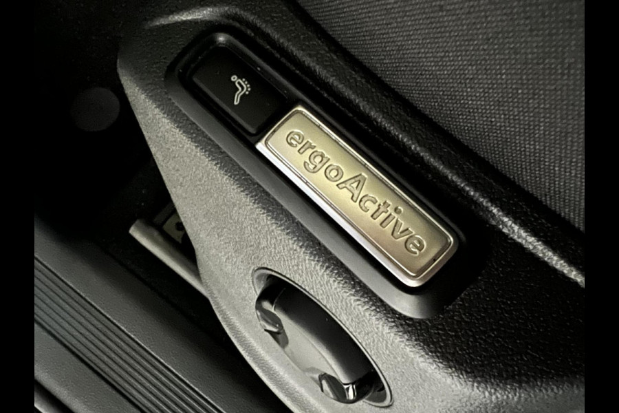 Volkswagen Tiguan 1.4 TSI R-Line Pano Virtual Massage Trekh. NAP