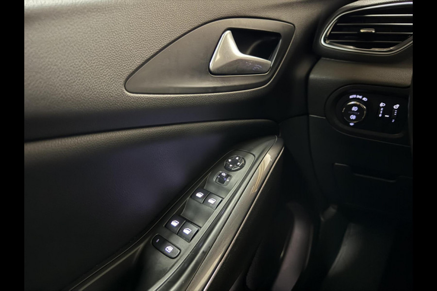 Opel Grandland X 1.2 Turbo Carplay Camera Clima Cruise NAP