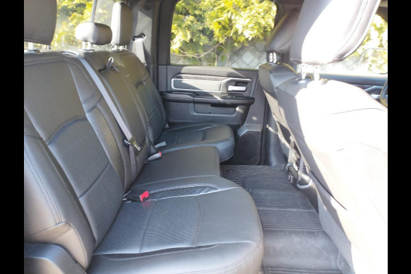 Dodge Ram 2500 6,4 V8 4x4 Crew Cab LPG onderbouw