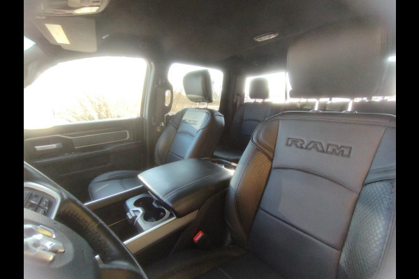 Dodge Ram 2500 6,4 V8 4x4 Crew Cab LPG onderbouw